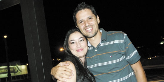 Os simpáticos Vanessa Andrade e André Bernardes acontecem neste domingão por aqui